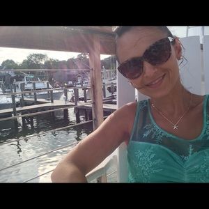 Meet your Posher, Marica